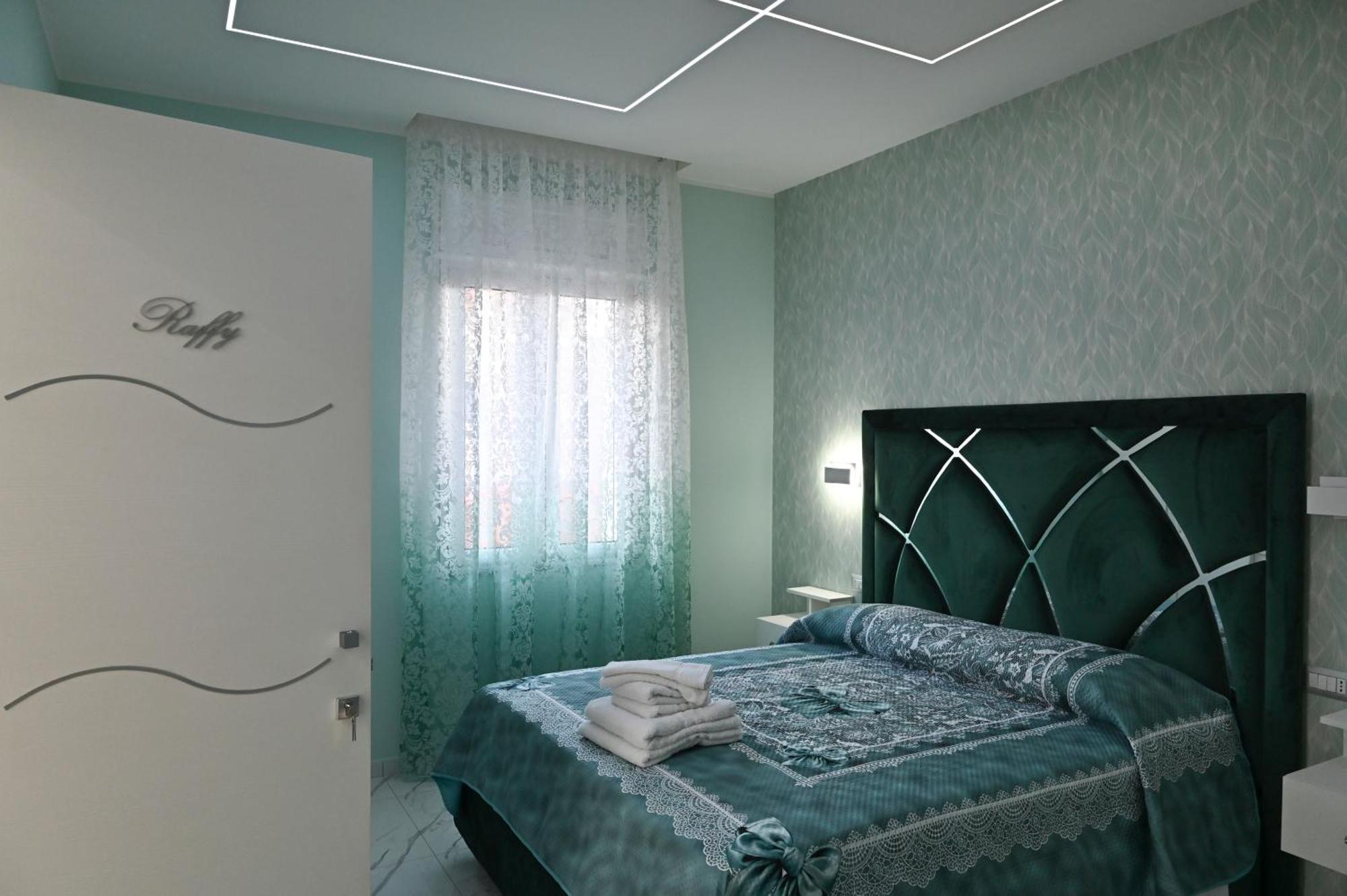 Bebsantaniellohouse1 Bed and Breakfast Napoli Eksteriør billede