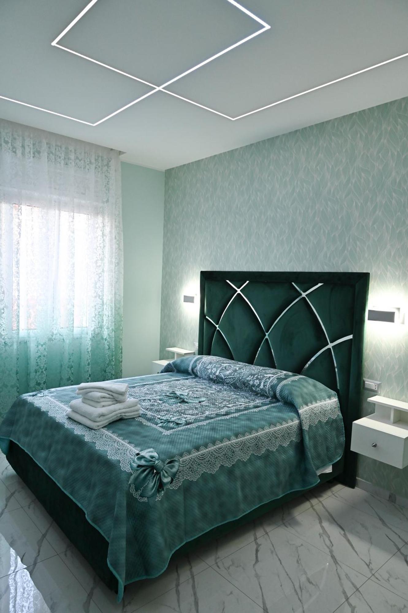 Bebsantaniellohouse1 Bed and Breakfast Napoli Eksteriør billede
